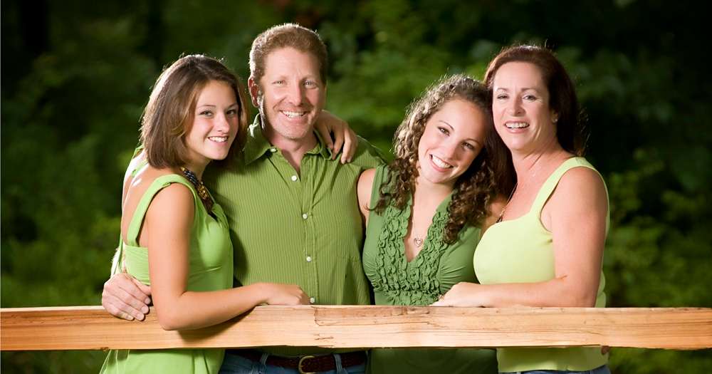 Columbia Missouri Family Photographer: Family Portrait Rail Fence